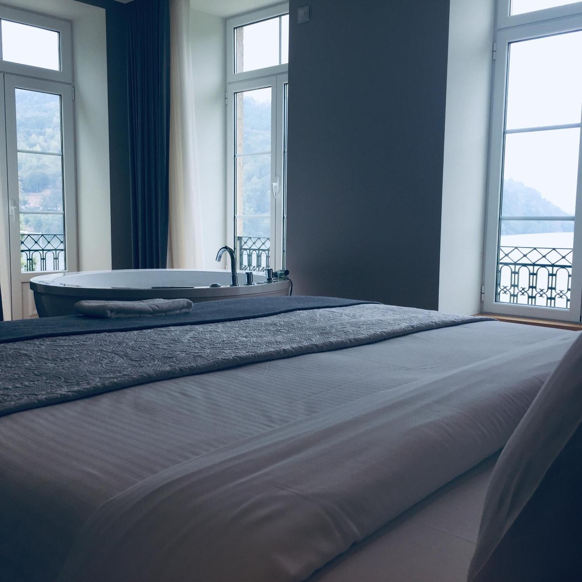 Douro Suites Ribadouro Zewnętrze zdjęcie